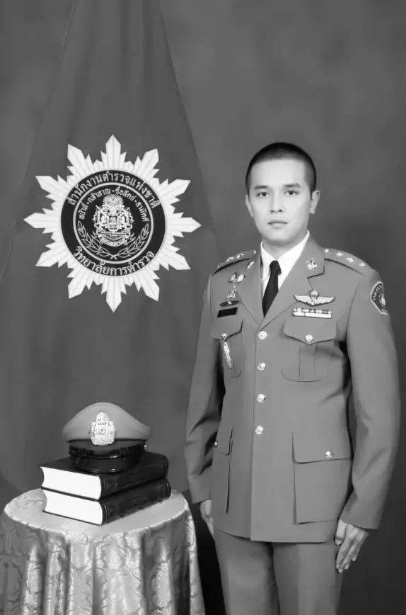 ลูกน้อง โพสต์ภาพห้องทำงาน สารวัตรแบงค์ บรรยากาศสุดเศร้า หลังเสียชีวิต