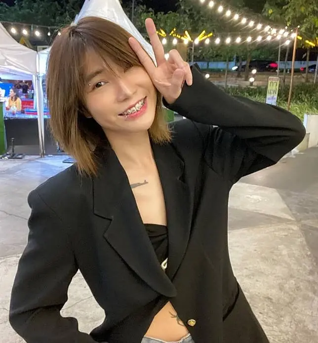 ทัวร์ลงยับ หนิง ไอลีน โพสต์ถึงเหตุสลดพารากอน ล่าสุดต้นสังกัดสั่งลงโทษแล้ว 