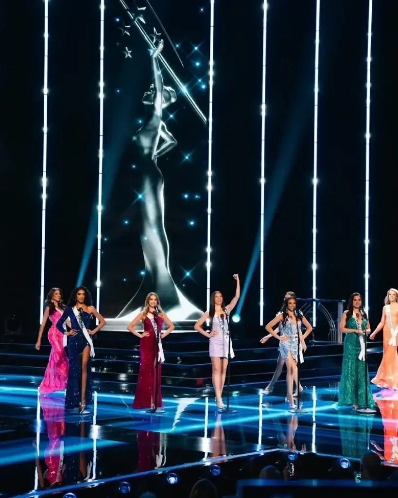แอนโทเนีย โพซิ้ว ผ่านเข้ารอบ 10 คนสุดท้าย มิสยูนิเวิร์ส 2023