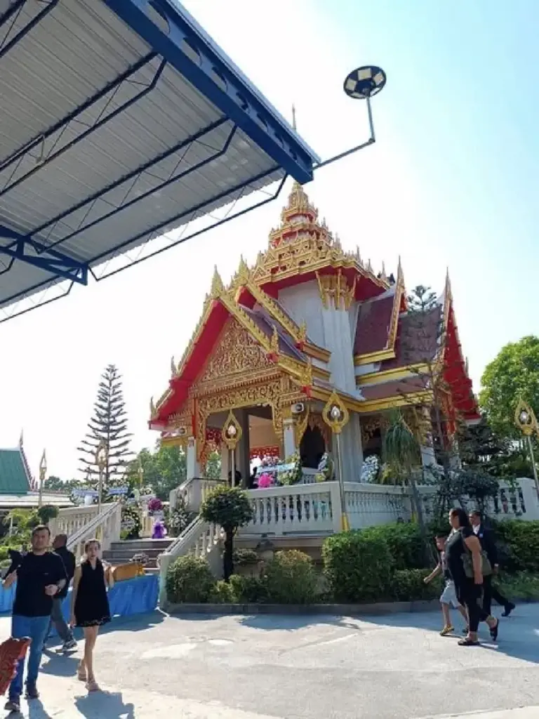 พร ร่ำไห้เคาะโลงลาสามี หนุ่มโรงงาน ลั่น ไม่ขอมีสามีใหม่