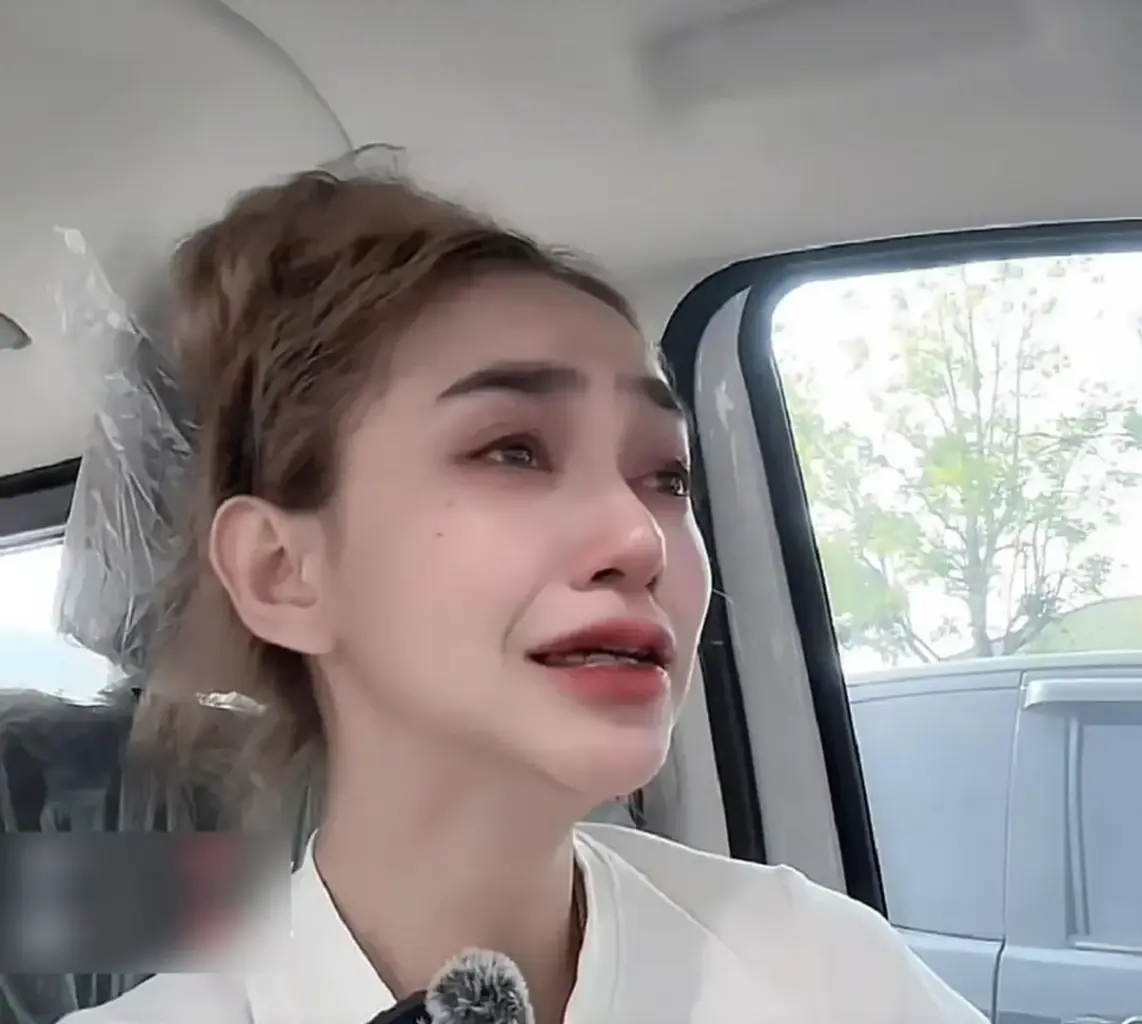 ส่องสีหน้า นุ่น เนตรชนก หลังประกาศลาออกจากคณะลิเก แฟนคลับสงสารมาก