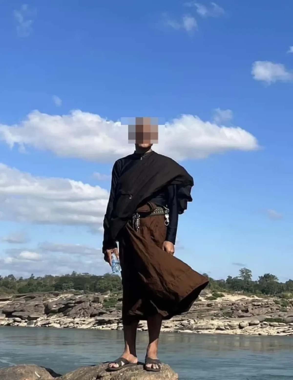 พระอาจารย์ดำ อ้างเป็นหลวงปู่เทพอุดร ล่าสุด หายตัวจากสำนักสงฆ์แล้ว