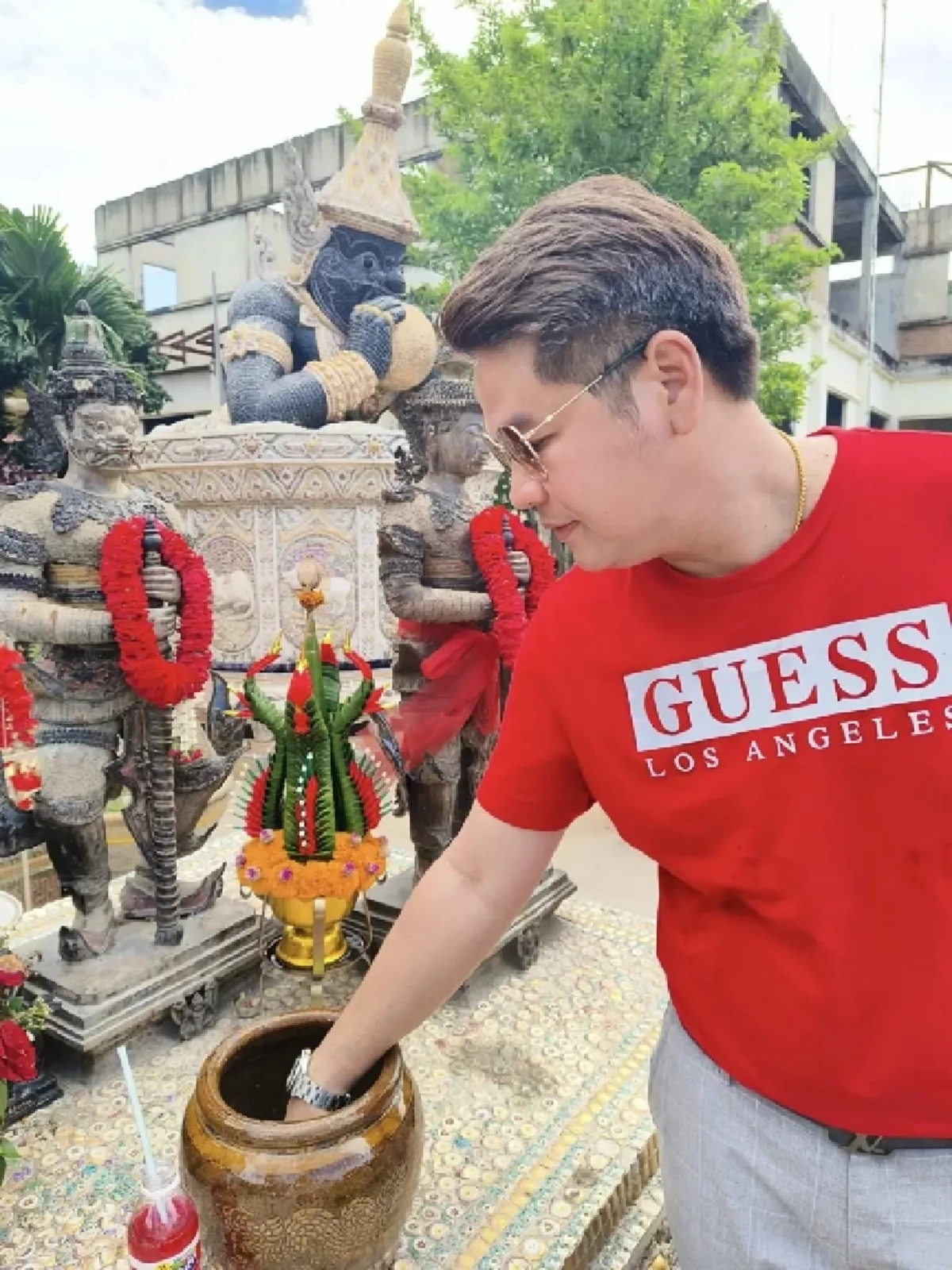 \"หมอบอย เคลียร์ชัด\" เปิดดวง 2 ราศี ชีวิตยกระดับ การเงินฉ่ำมาก
