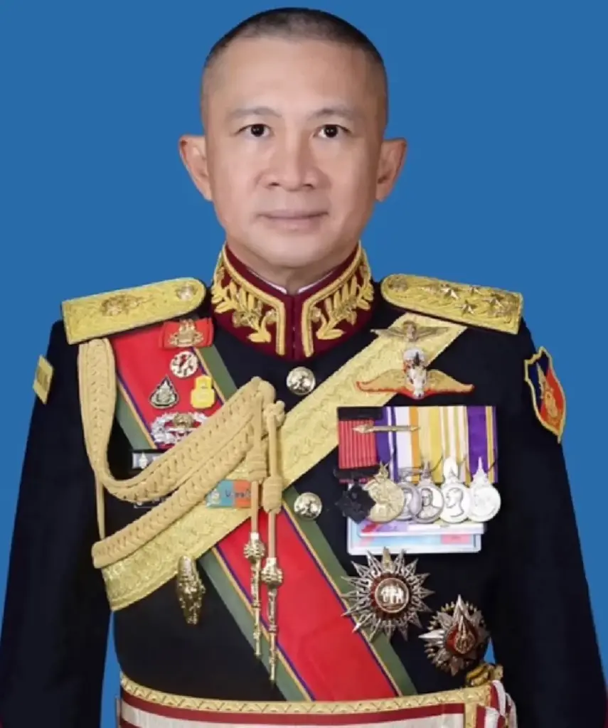 พระราชทานยศ พล.ร.อ.-พล.อ.อ. เป็นกรณีพิเศษ ให้แก่ พล.อ.ทรงวิทย์ หนุนภักดี