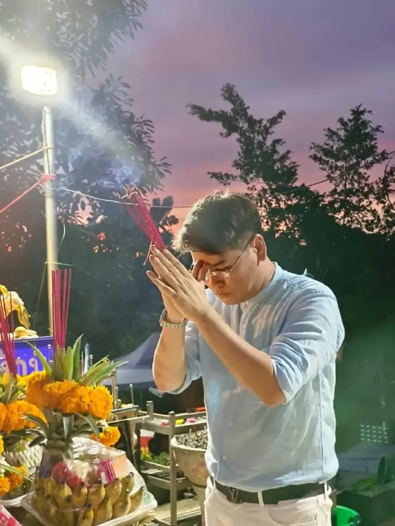 หมอบอย เคลียร์ชัด เปิดดวง 6 นักษัตร มีเงินใช้ไม่ขาดมือ รวยมาก