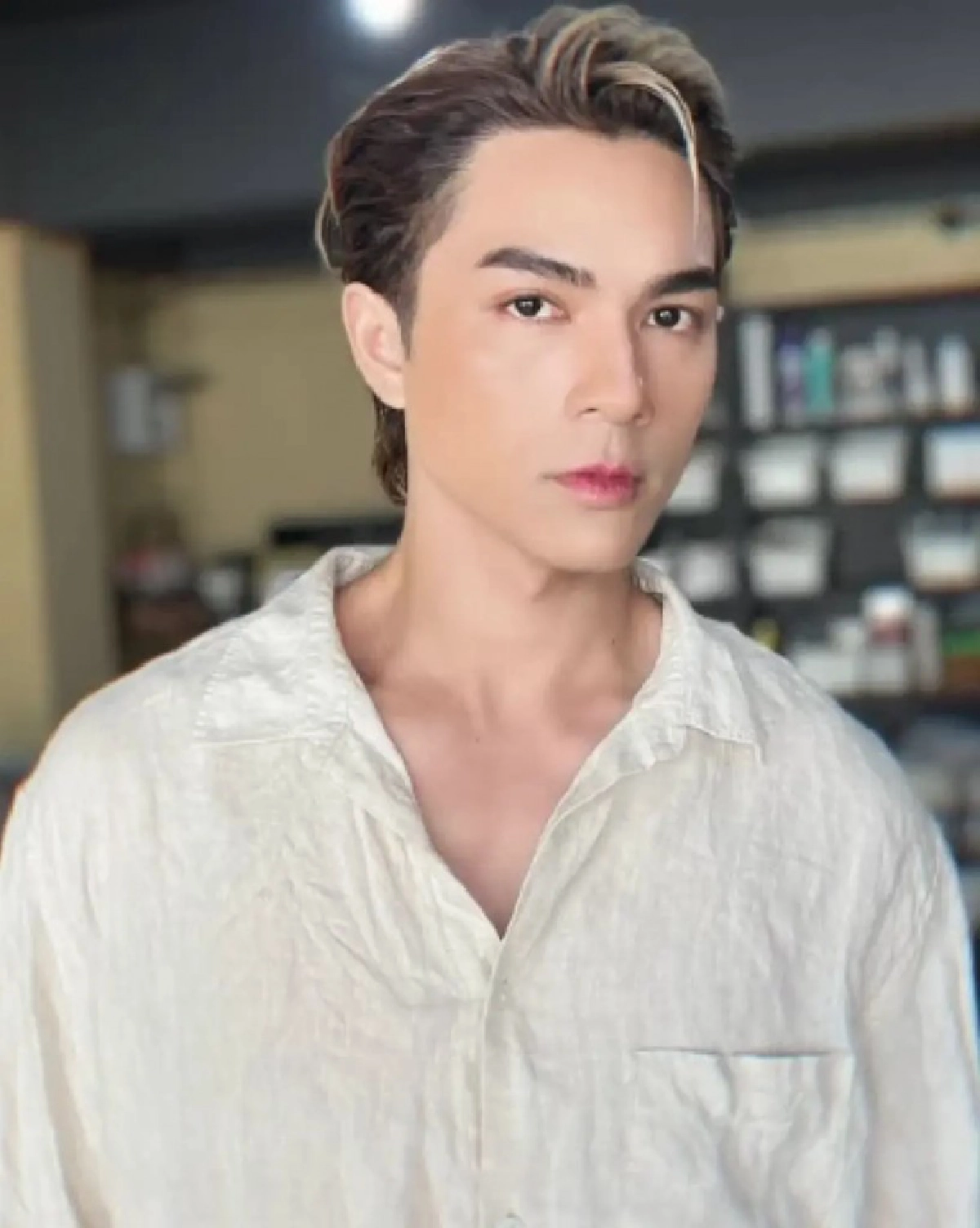 เพจดังสรุปดราม่า แน็ก ชาลี กับพี่สาวทั้ง 4 คน รู้แล้วเกิดอะไรขึ้น