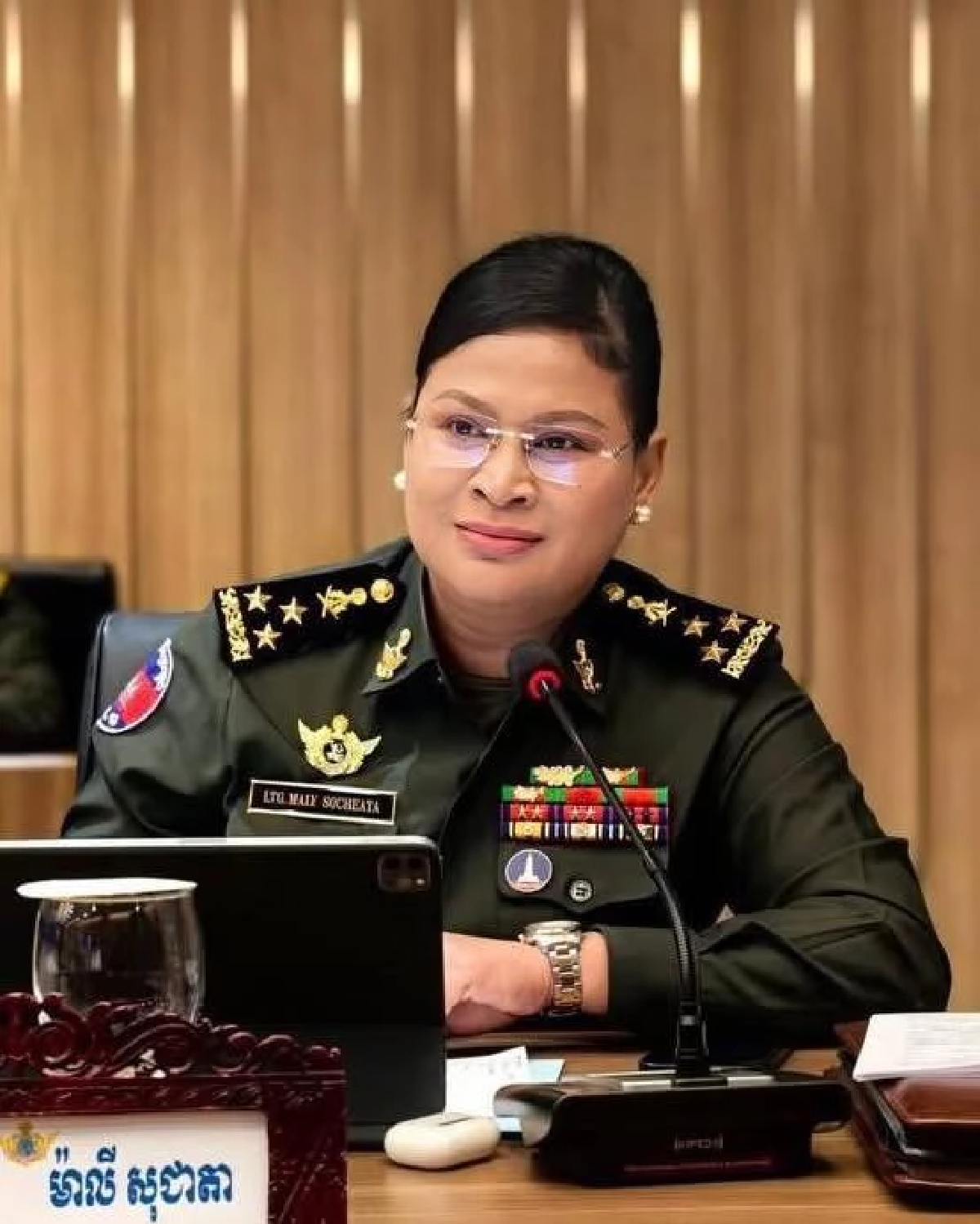 ส่องรายได้ มาลี โสเจียตา โฆษกกลาโหมกัมพูชา เห็นเงินเดือนแล้วอึ้ง
