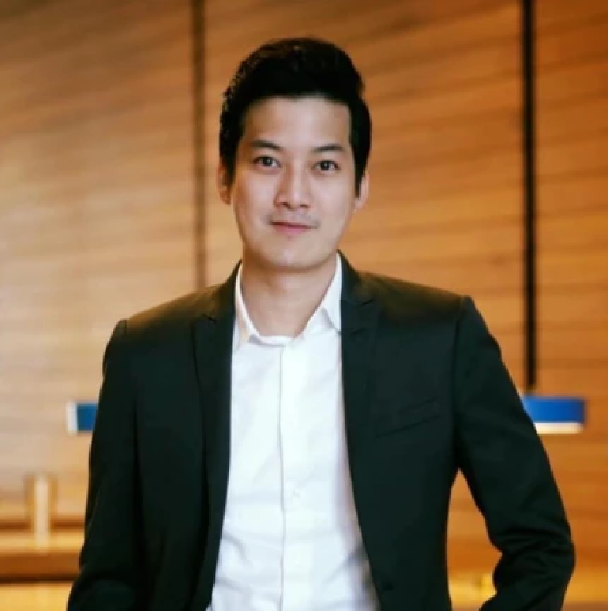 เปิดภาพ \"เชน ธนา\" ชาวเน็ตเห็นแล้วถึงกับเป็นห่วงอยากให้พัก