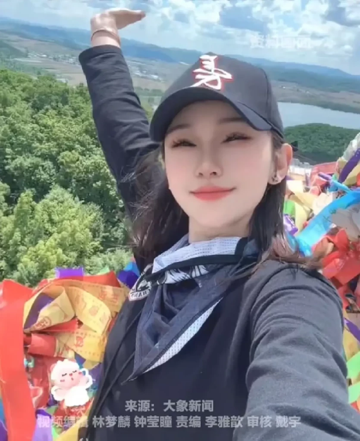 สุดเศร้า เน็ตไอดอลสายซิ่งชาวจีน ขี่ฮาร์เลย์ชนแบริเออร์ ดับสลด
