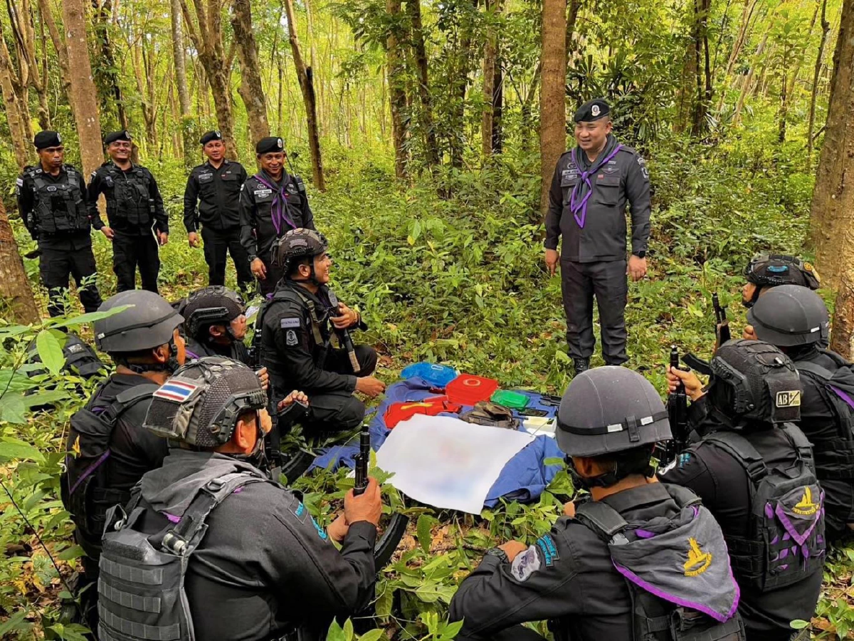 เยี่ยมให้กำลังใจทหารพราน ย้ำเพิ่มมาตรการความปลอดภัย