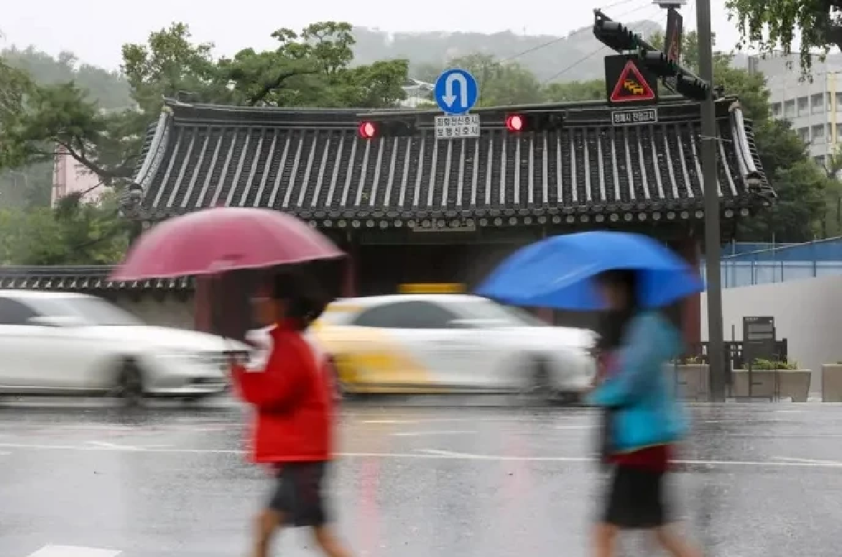 เกาหลีใต้ฝนถล่ม 5 วัน เสียชีวิต 14 สูญหาย 12 อพยพกว่า 13,000 คน