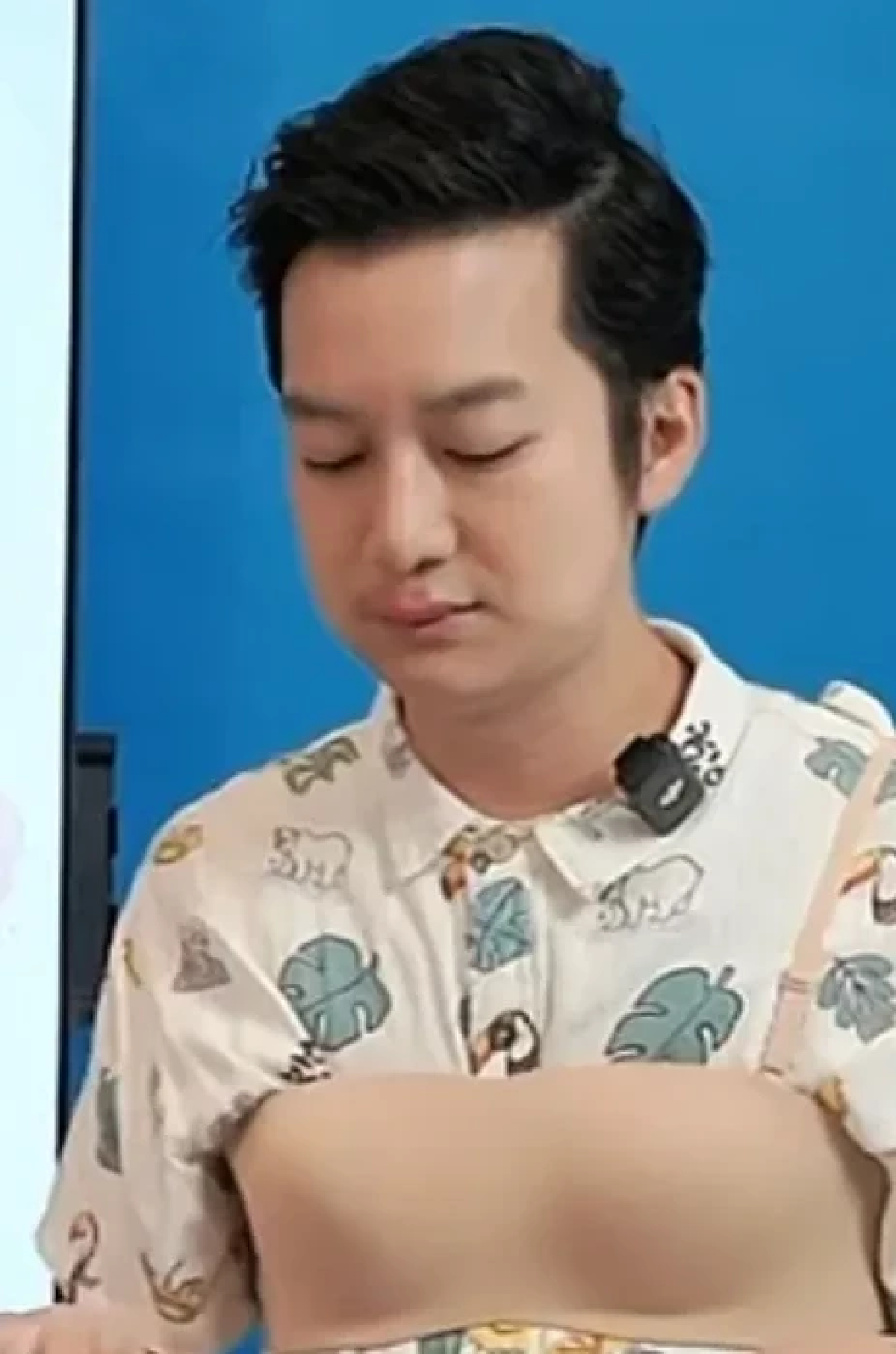 เปิดภาพ \"เชน ธนา\" ชาวเน็ตเห็นแล้วถึงกับเป็นห่วงอยากให้พัก