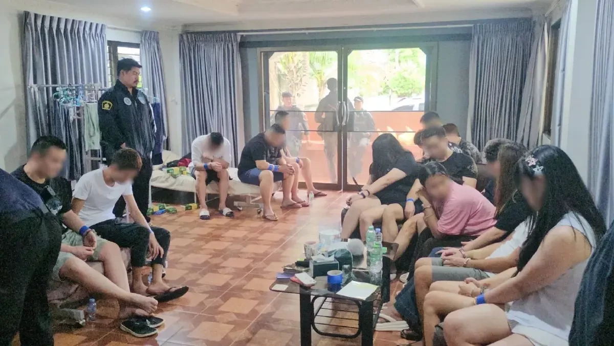 ทลายรังจีนเทาเช่าพูลวิลล่า พนันออนไลน์ เงินหมุนเวียน 500 ล้านบาท