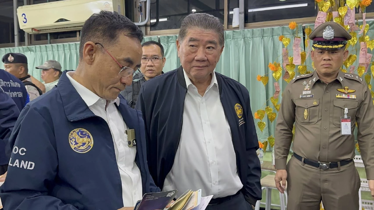 เปิดปฏิบัติการ สิงห์ปราบพยศ ปิดล้อมทลายบ่อนดอนเมือง