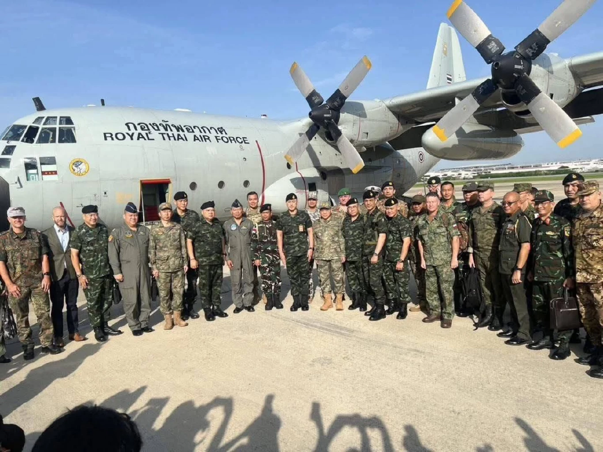 ทูต-ทูตทหาร 23 ประเทศ ลงพื้นที่ตรวจสอบความเสียหาย รพ.สต. บ้านซำเม็ง