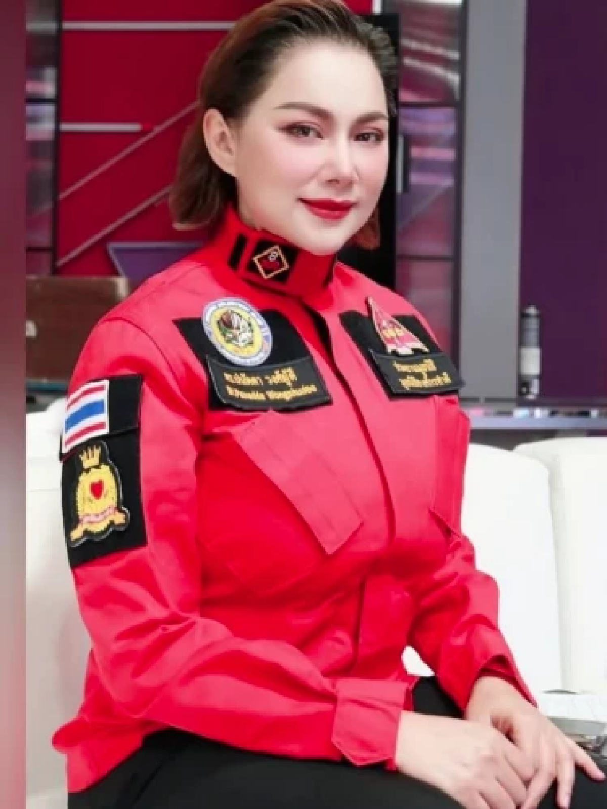 \"บุ๋ม ปนัดดา\" ฝากถึงลูกทั้งน้ำตา เผยถูกสอดแนมที่สุรินทร์