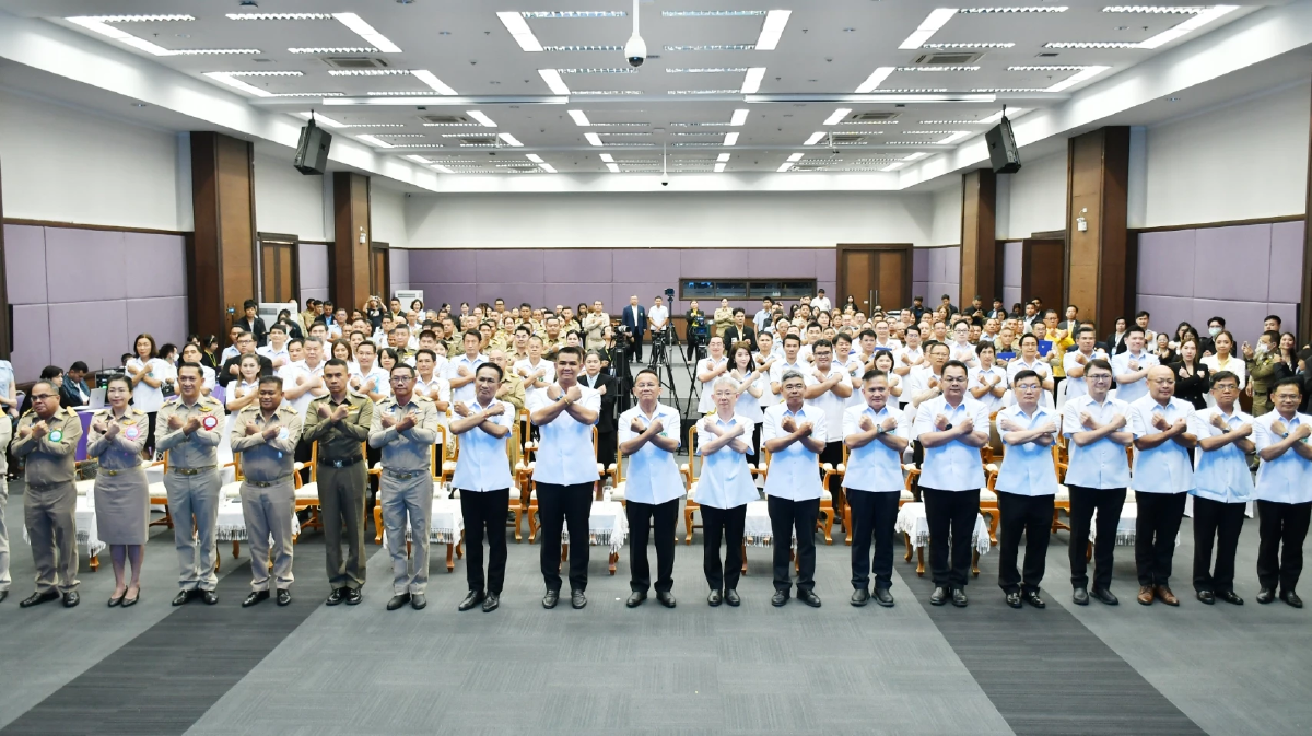 สมศักดิ์ - ชัยชนะ หนุน 8 จังหวัดนำร่อง ป้องกัน แก้ไขปัญหายาเสพติด