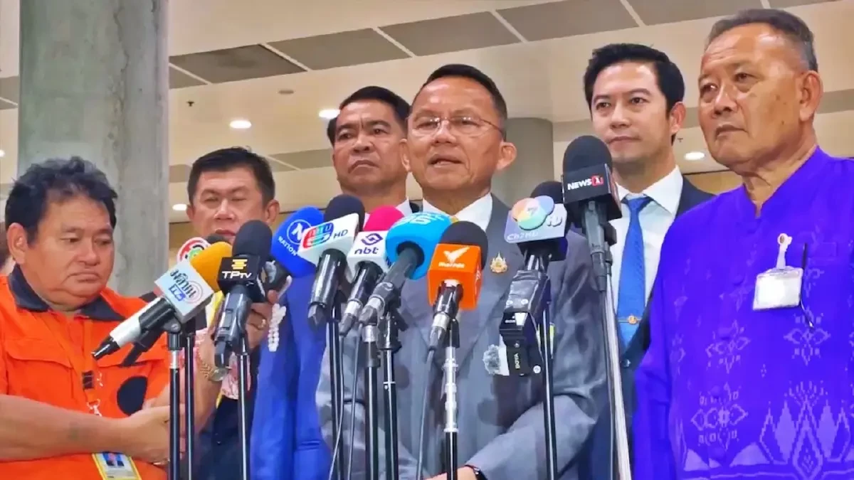 สมศักดิ์ รมว.สาธารณสุข ยันไทยจิตใจสูงส่ง ไม่เลือกปฏิบัติผู้ป่วย