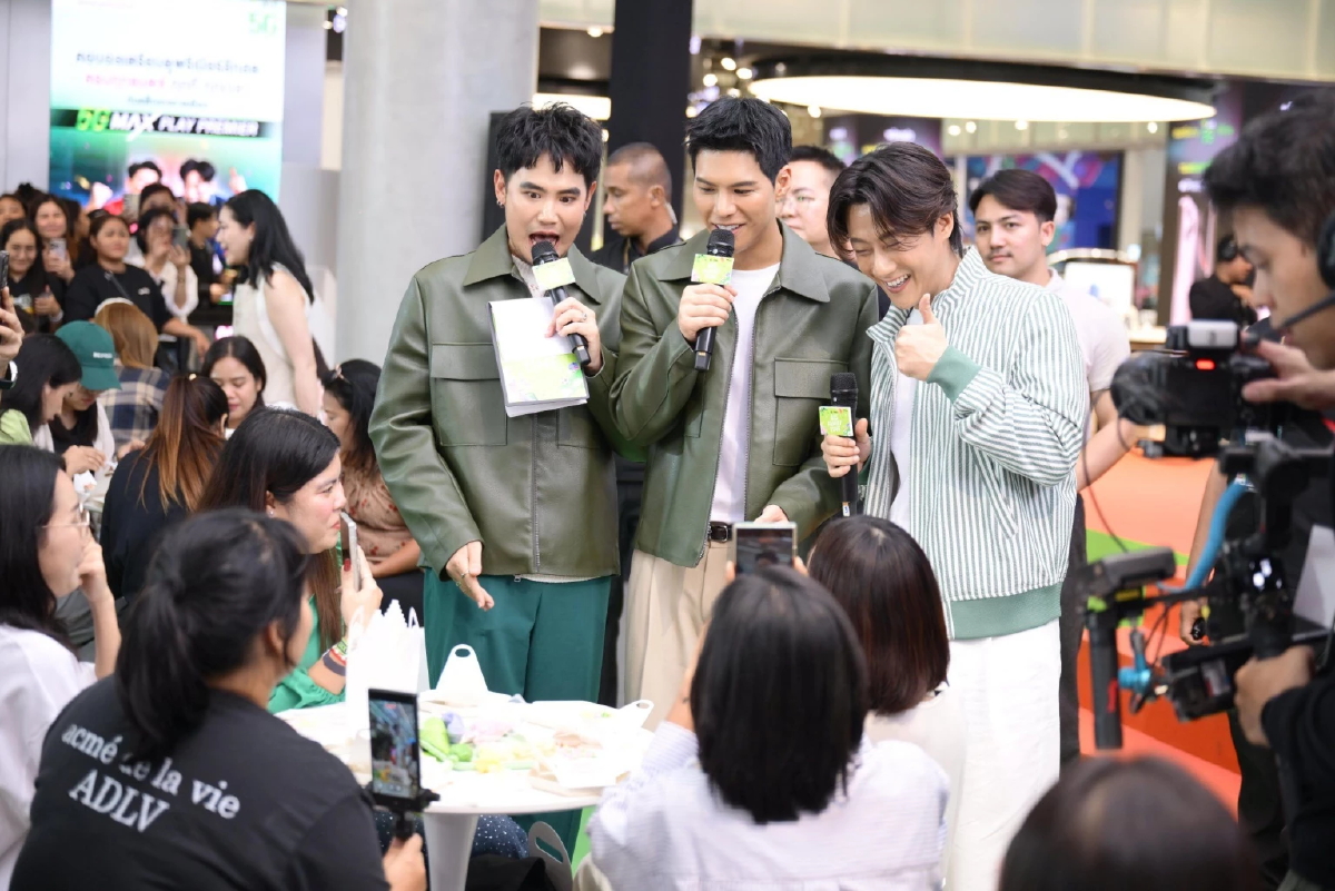 \"พี่จอง-คัลแลน\" เสิร์ฟโมเมนต์น่ารัก ฟินยกด้อม ร่วมงาน AIS Family Time