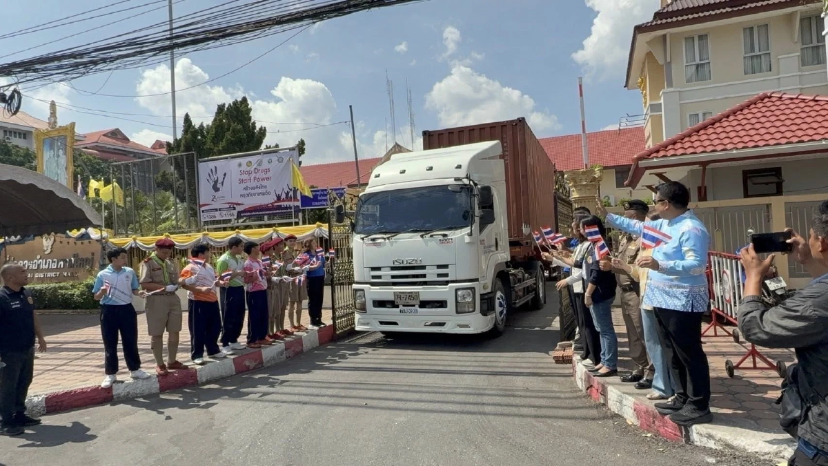 น้ำใจแดนใต้! หาดใหญ่ส่งสิ่งของ–กำลังใจ พร้อมพระหลวงปู่ทวด