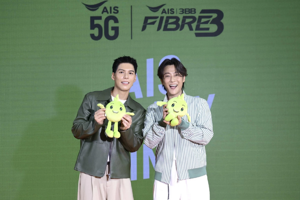 \"พี่จอง-คัลแลน\" เสิร์ฟโมเมนต์น่ารัก ฟินยกด้อม ร่วมงาน AIS Family Time