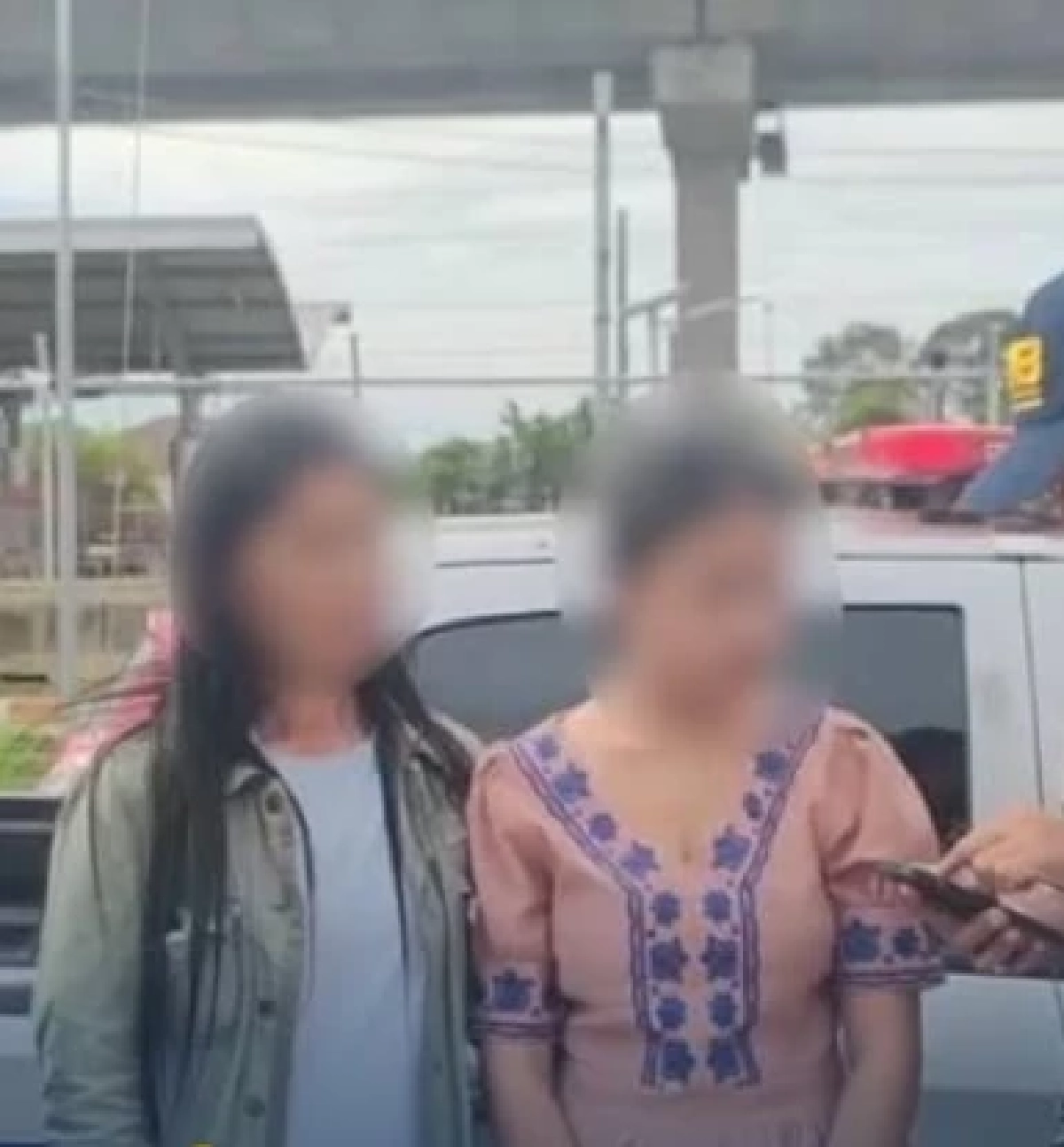 พบหมายจับพ่วงอีก 2 คดี รวบสาวบัญชีม้า รับโอนเงินแก๊งคอลเซ็นเตอร์