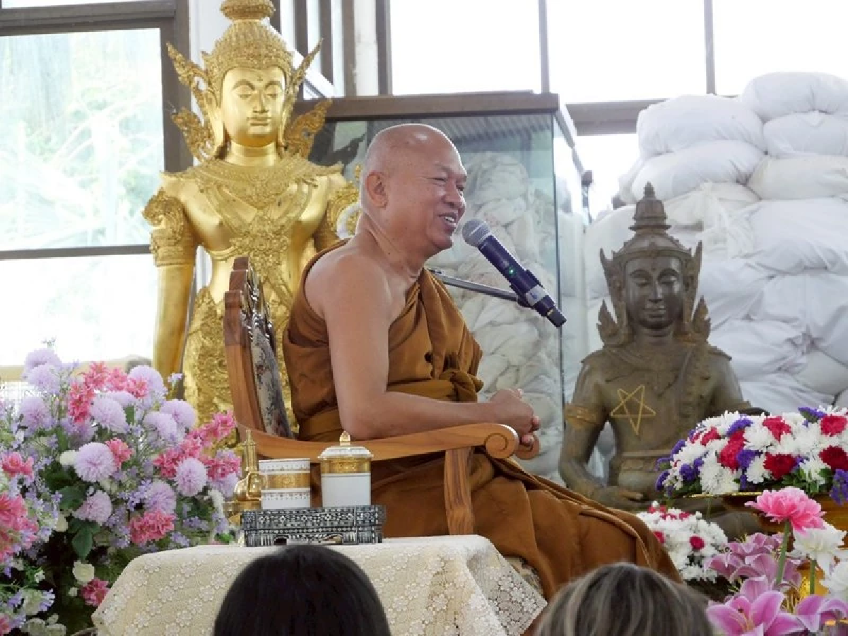 ชื่อ หลวงพ่อ ก่อนจะมาใช้ \"อลงกต\" ประวัติการศึกษาหลายคนเข้าใจผิด