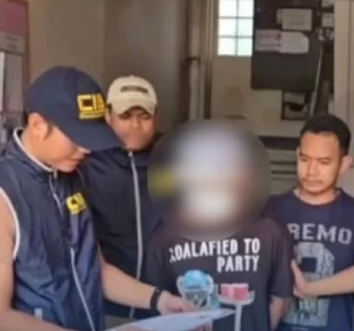 รวบมือปืนปฏิทินตำรวจ ปี 2564 หลังหลบหนีหมายจับนานกว่า 14 ปี