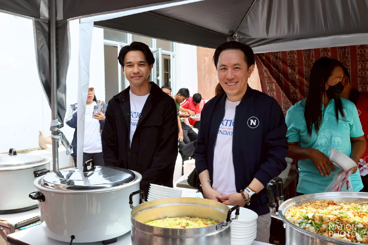 เนชั่นกรุ๊ป-มูลนิธิเนชั่น เปิดโรงครัวภายในศูนย์อพยพ จ.สุรินทร์ ช่วยเหลือปชช.