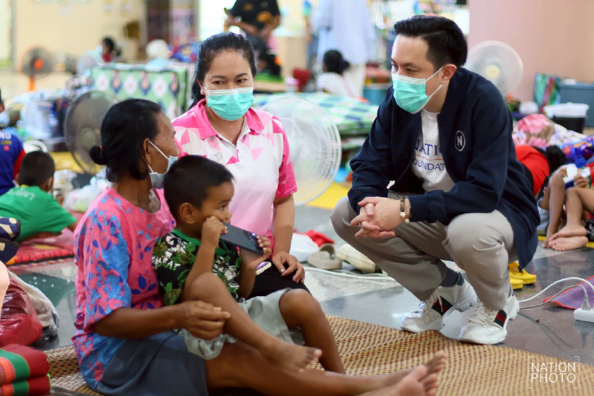เนชั่นกรุ๊ป-มูลนิธิเนชั่น เปิดโรงครัวภายในศูนย์อพยพ จ.สุรินทร์ ช่วยเหลือปชช.