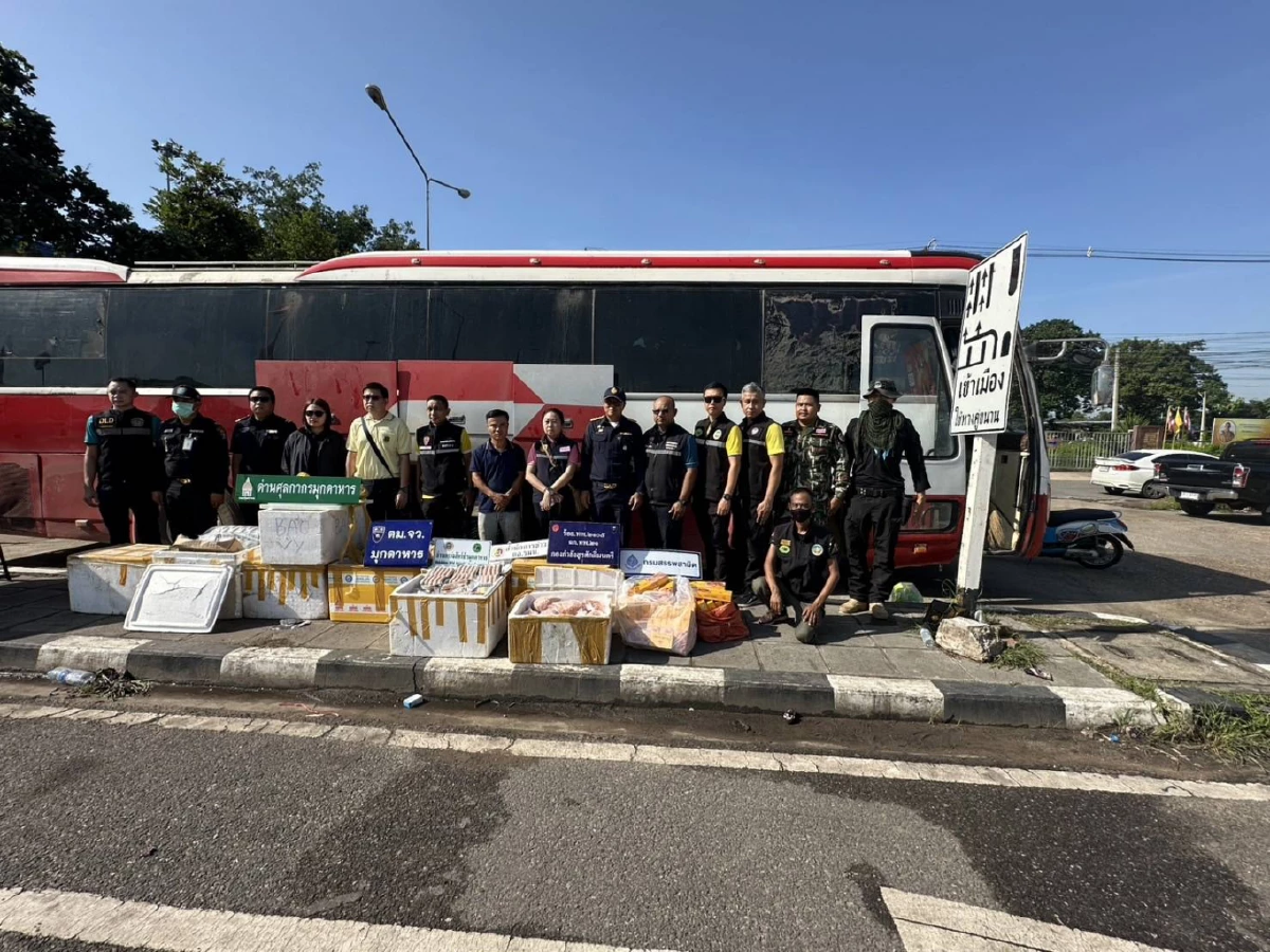 ร้อย.ฉก.ทพ.2105 สกัดจับสินค้าหนีภาษีคาด่านมิตรภาพไทย-ลาว