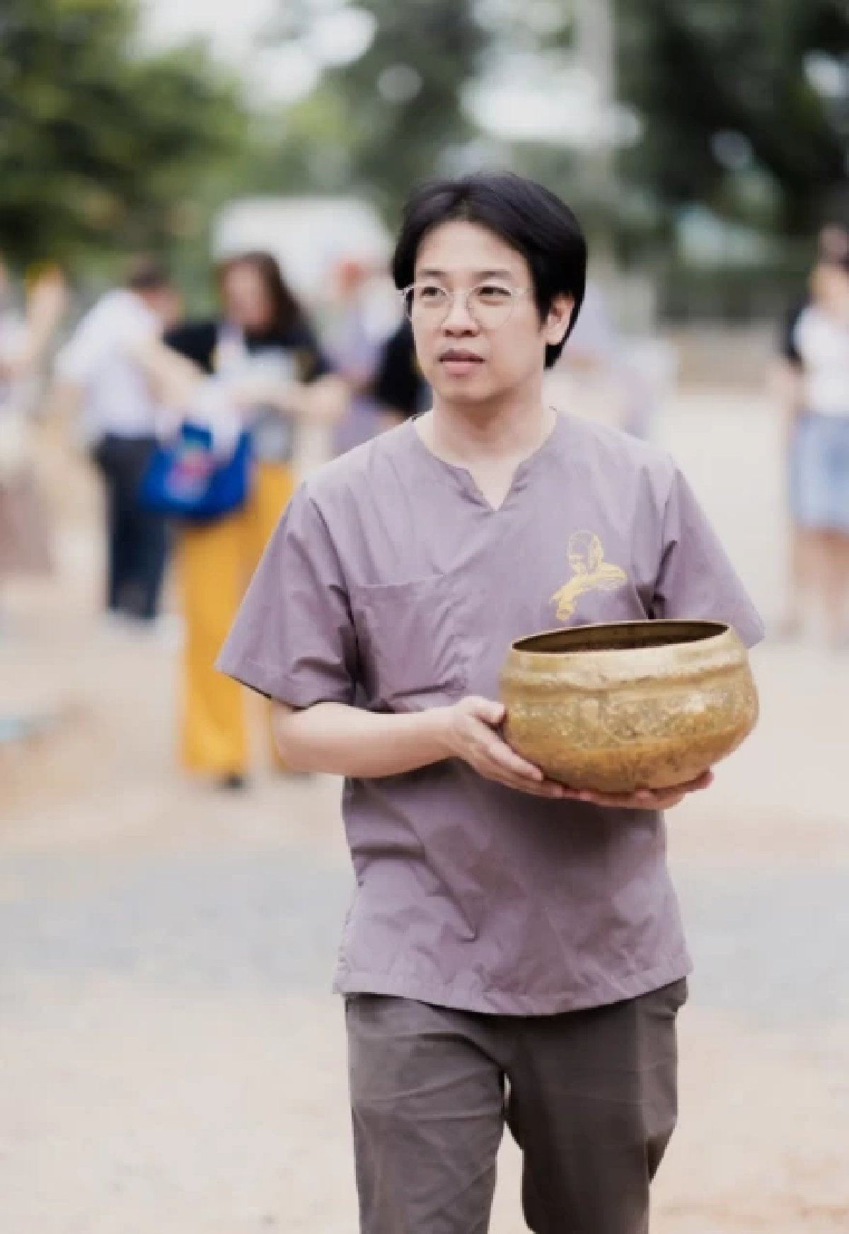 \"หมอบี ทูตสื่อวิญญาณ\" แจงครั้งแรก ขอโทษหายไปจนคนสงสัย
