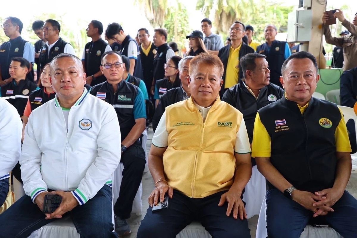 กยท. ลงพื้นที่พร้อม คณะ รมว.เกษตรฯ ติดตามสถานการณ์น้ำ จ.พิจิตร