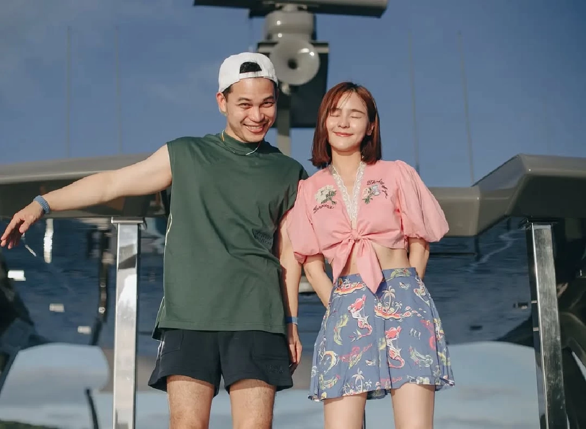คนสนิท \"ออม สุชาร์\" เปิดจุดเริ่มต้น ก่อนดราม่าฮุบธุรกิจ 100 ล้าน