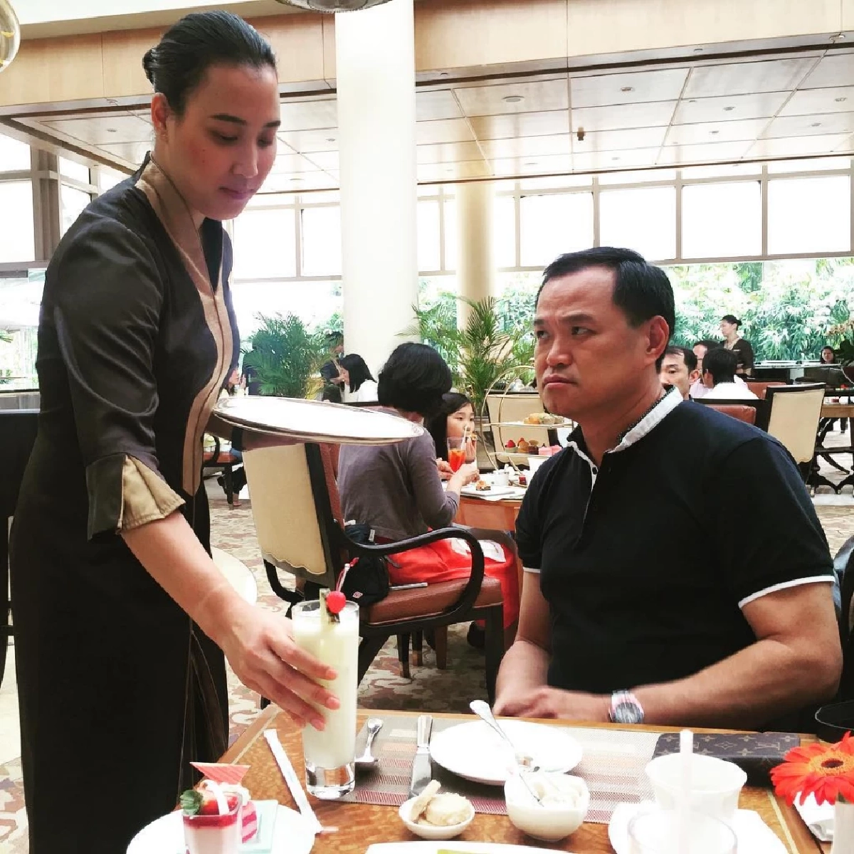 เปิดโปรไฟล์ \"ต้นสน นัยน์ภัค\" ลูกสาวคนโต อนุทิน ว่าที่นายกฯ คนที่ 32