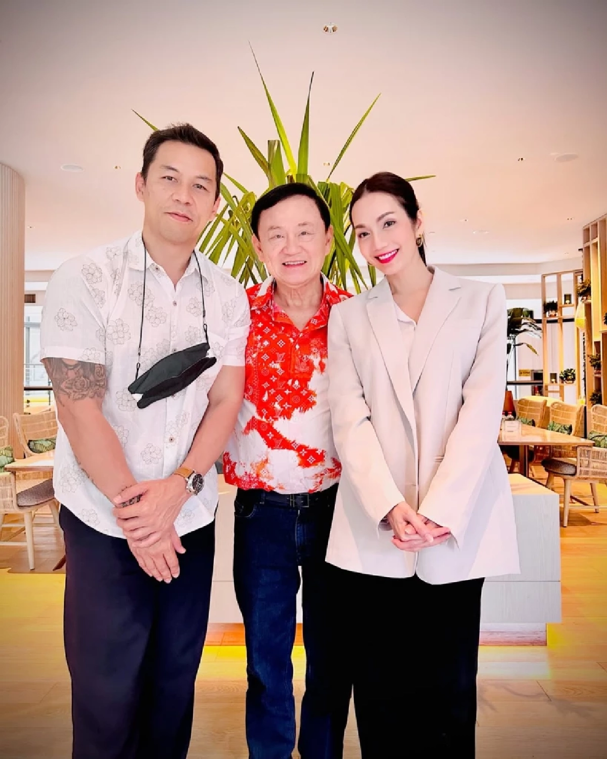 “อ๋อม สกาวใจ” ประกาศยืนหยัดเพื่อไทย เผยทักษิณคือแรงบันดาลใจ