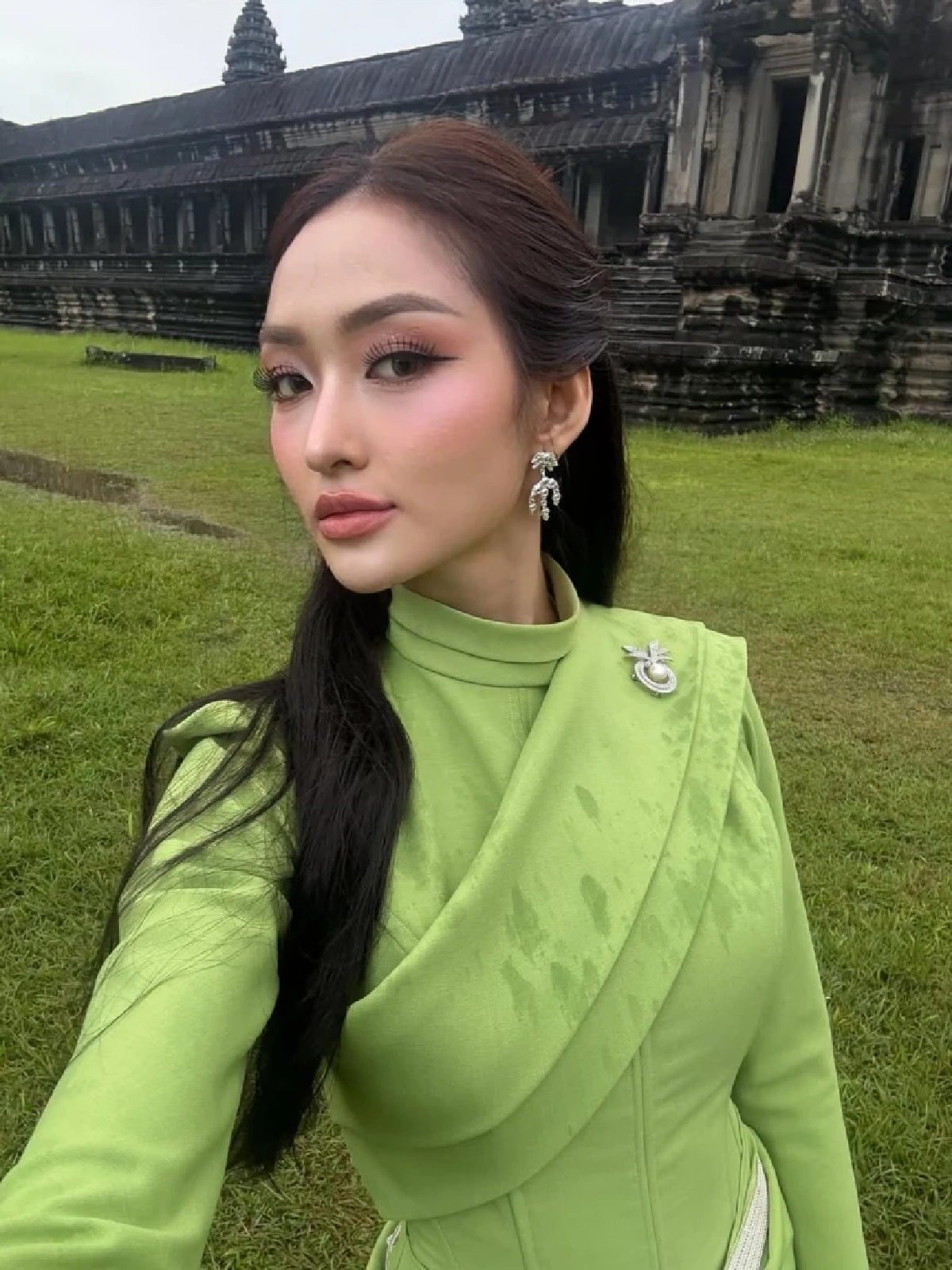 นักธุรกิจสาว แจ้งความ พิชชี่ นางงามเขมร โกงค่าผลิตเครื่องสำอาง