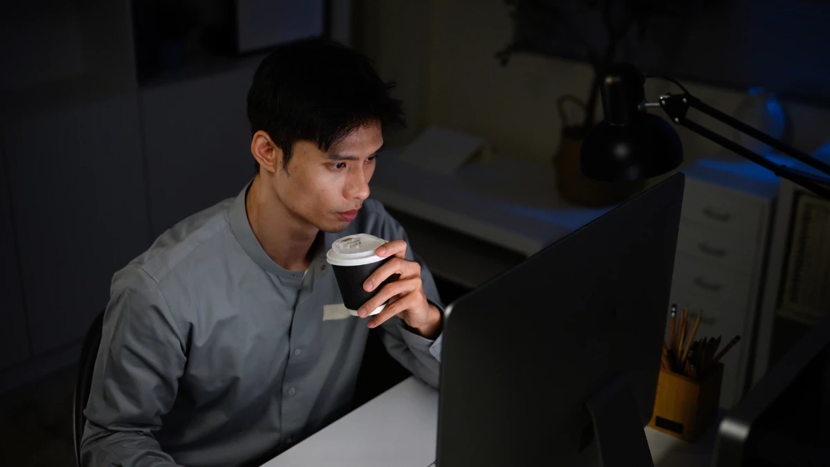 สุขภาพพังโดยไม่รู้ตัว ถ้ายังนอนดึกแล้วหวังชดเชยด้วยการตื่นสาย