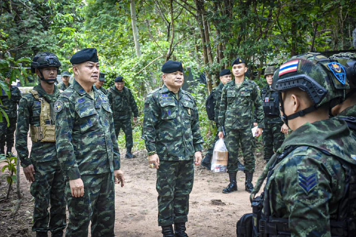 แม่ทัพภาคที่ 2 ตรวจเยี่ยมให้กำลังใจกำลังพล หน่วย พัน.ร.24