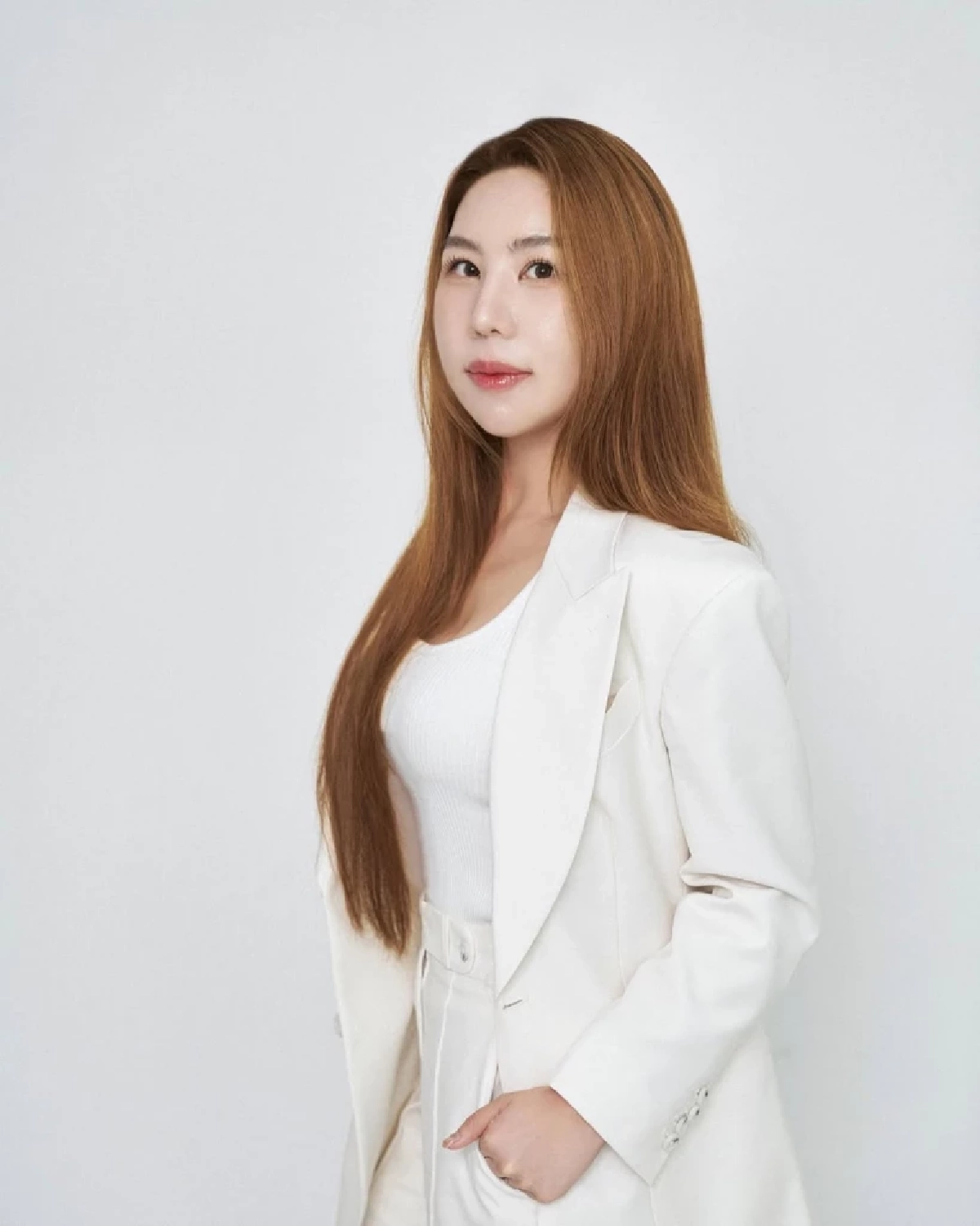 ร้อนฉ่า หุ้นส่วนออม สุชาร์ โชว์คำฟ้อง ลั่นความจริงเป็นสิ่งไม่ตาย
