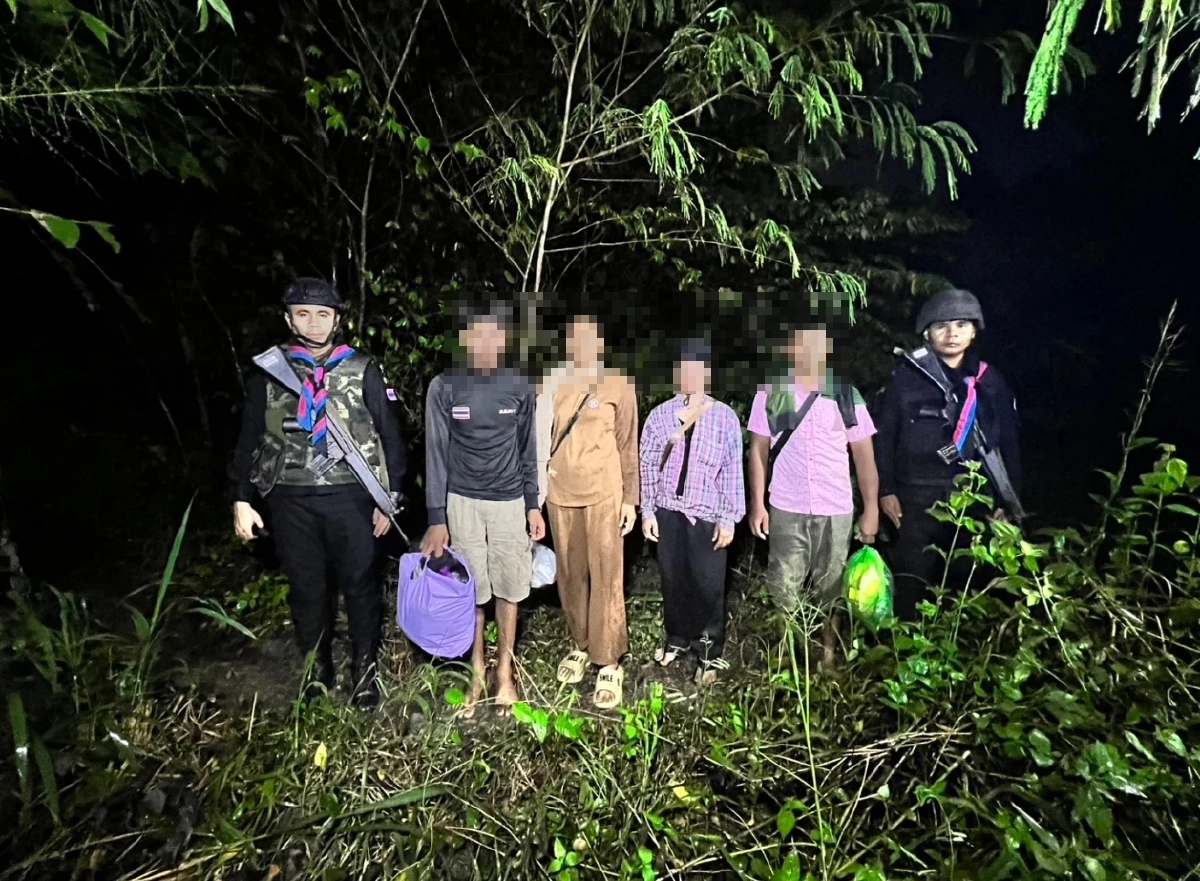 กกล.บูรพา รวบ 4 เขมรเถื่อนหวนกลับไทย อ้างตกงานที่บ้านเกิด