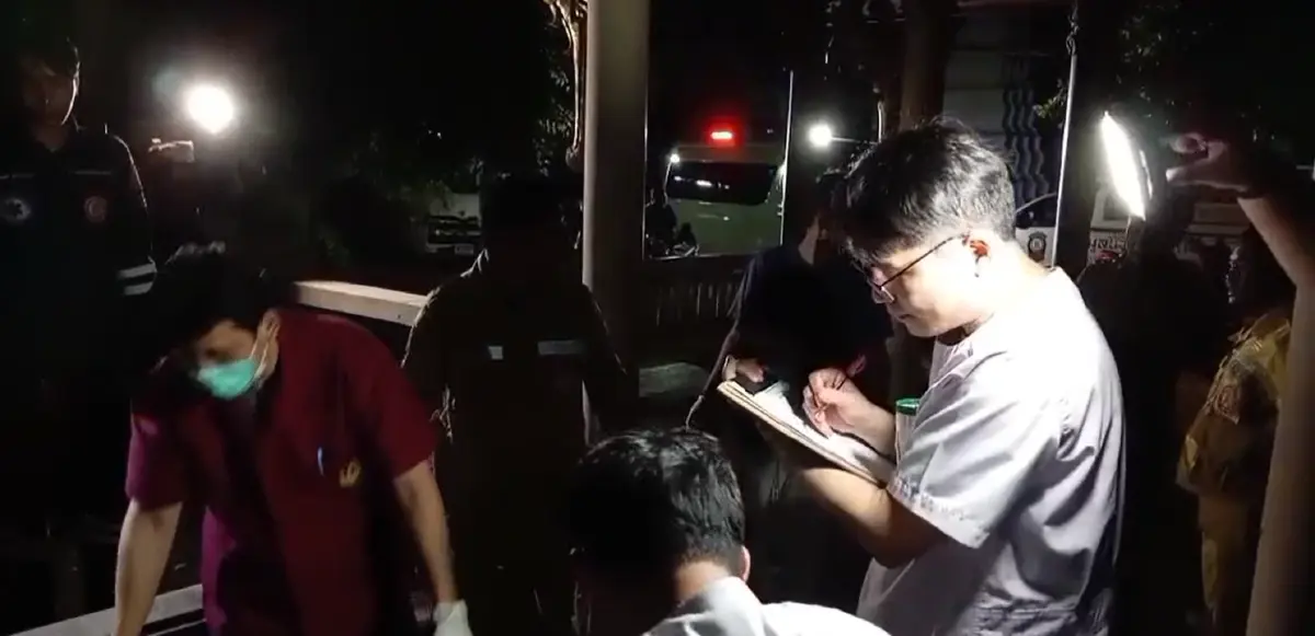ชาวบ้าน เจอศพชายปริศนา ลอยน้ำคลองบางขุนเทียน ตำรวจเร่งหาสาเหตุ