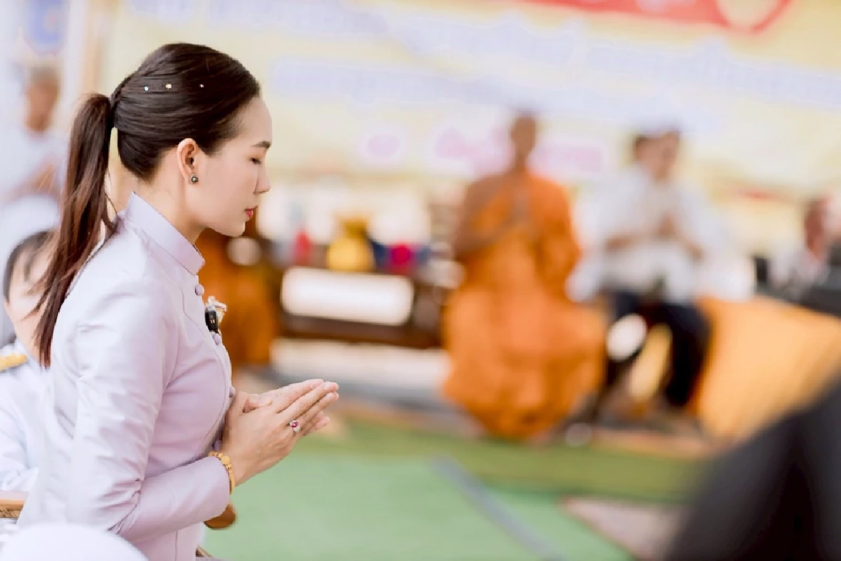 กว่าจะมาเป็น \"เจน ญาณทิพย์\" เคยผ่านอาชีพอะไรมาแล้วบ้าง