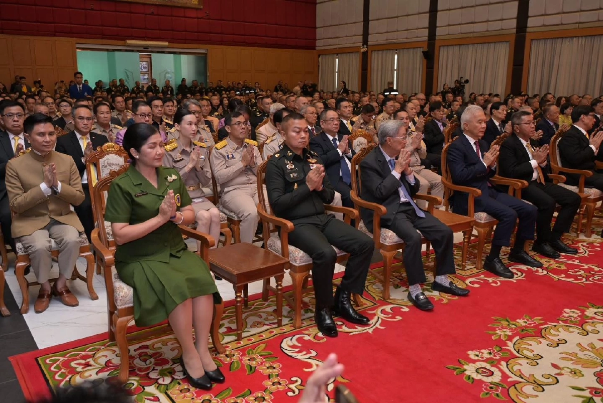ผบ.ทบ. ร่วมพิธีบำเพ็ญกุศล เนื่องในวันครบรอบสถาปนากองทัพภาคที่ 2