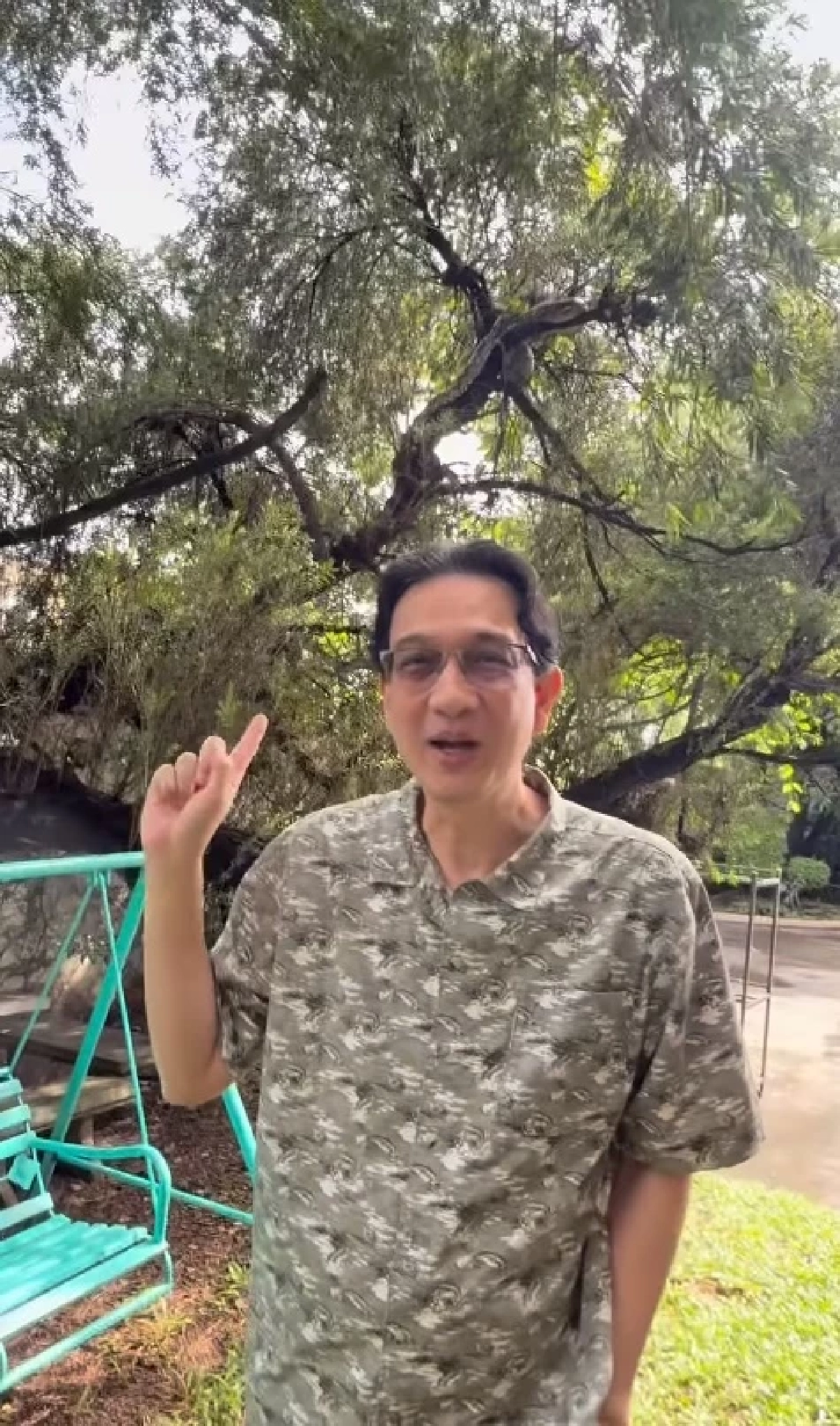 กวาง กมลชนก เจองูเหลือมตัวใหญ่เข้าบ้าน แฟน ๆ แห่ถามบ้านเลขที่