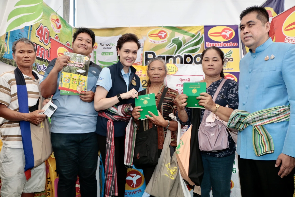 \"พาณิชย์\" ลุยศรีสะเกษ เปิดงาน\"ธงเขียว\" หนุนเกษตรกรชายแดน ยกระดับสินค้า GI