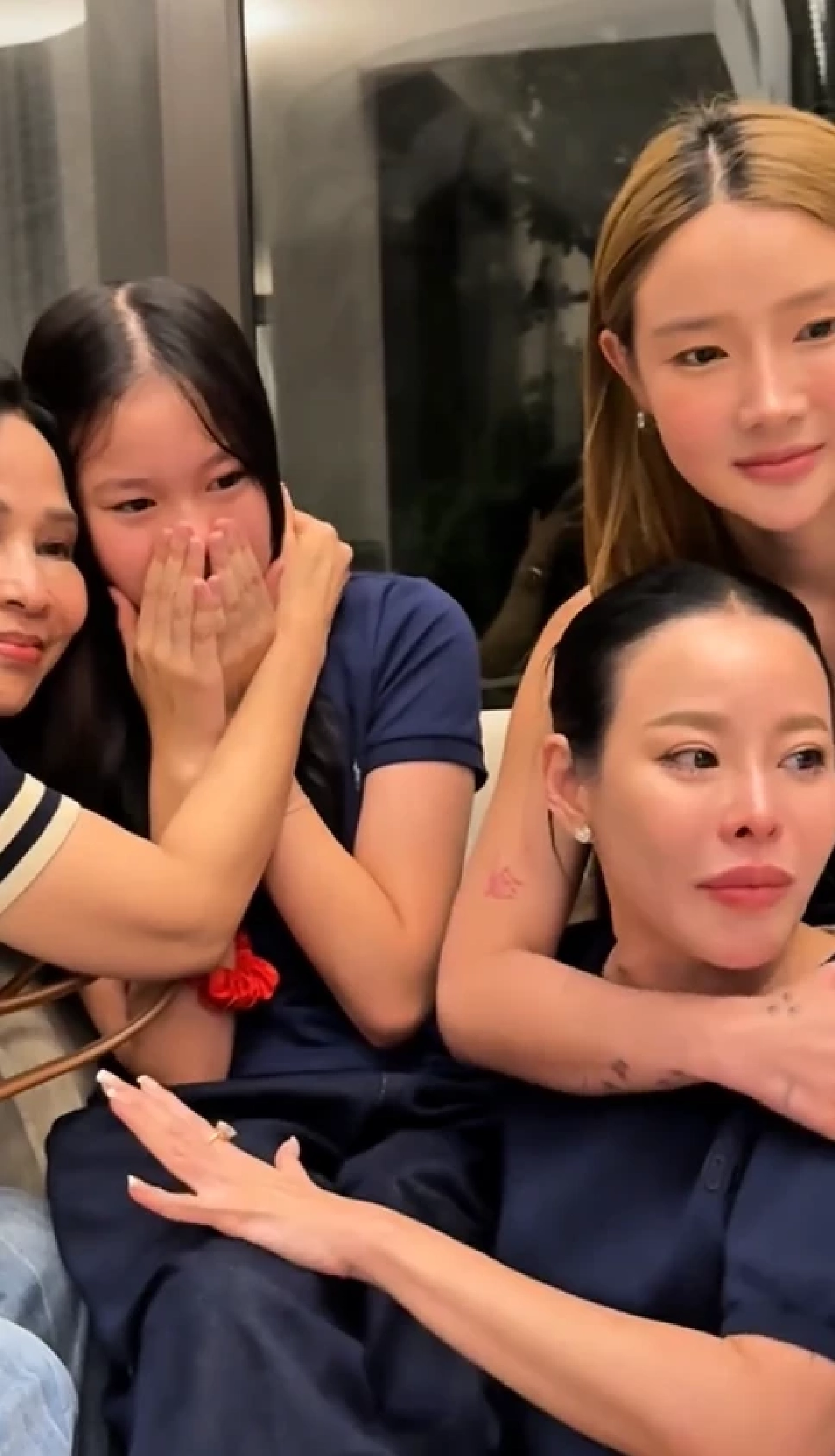 น้ำตาคลอเบ้า \"หนิง ปณิตา\" จับมือ \"น้องณิริน เล่าชีวิต 2 แม่ลูก