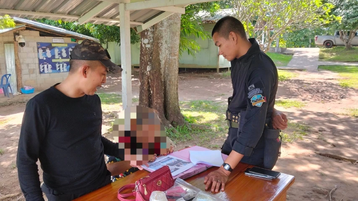 รวบสาวใหญ่วัย 60 ลักลอบขายยาเสพติดในชุมชน จังหวัดหนองคาย