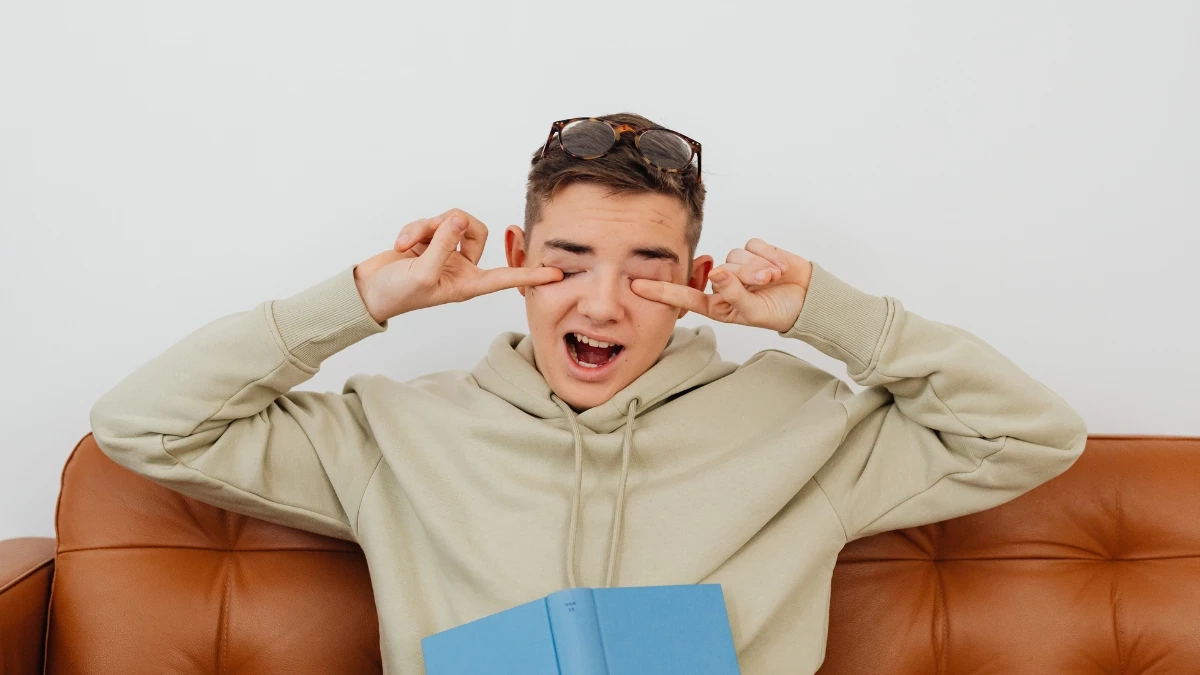 8 เหตุผลที่คุณไม่ควร “ขยี้ตา” อาจส่งผลร้ายต่อดวงตาอย่างถาวร