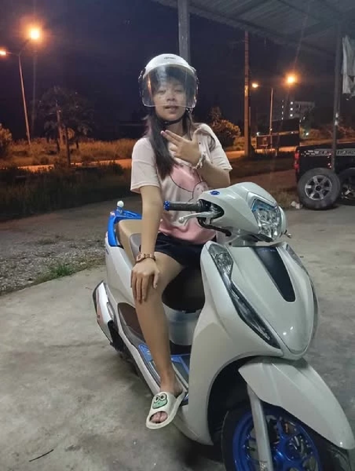 ใจแม่จะขาด ประกาศตามหาลูกสาว หายออกจากบ้าน 3 วัน ใครพบมีรางวัล